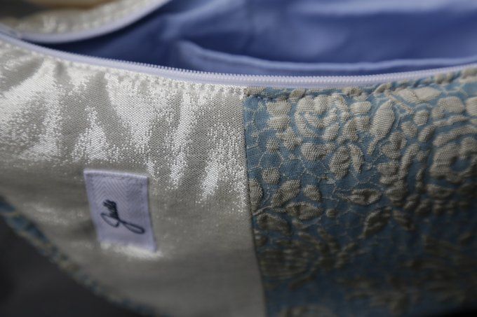 sac croissant de lune bleu et blanc