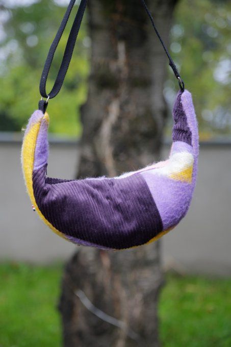 sac croissant de lune violet