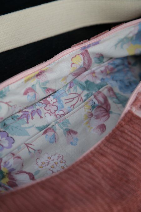 sac croissant de lune rose