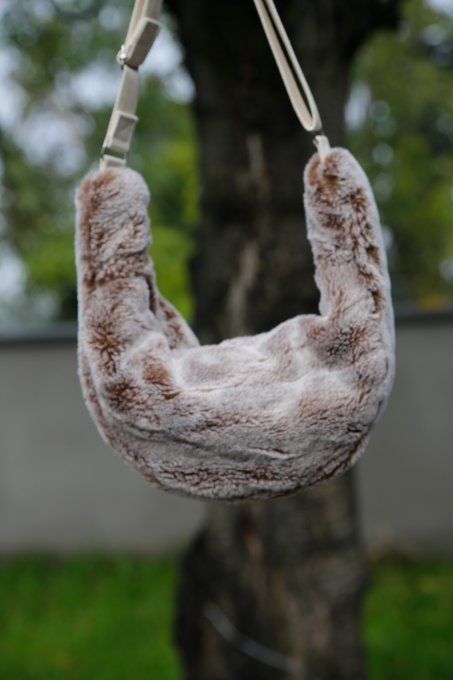 sac croissant de lune marron beige