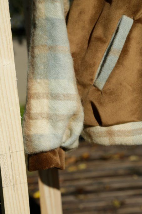 bomber marron et bleu