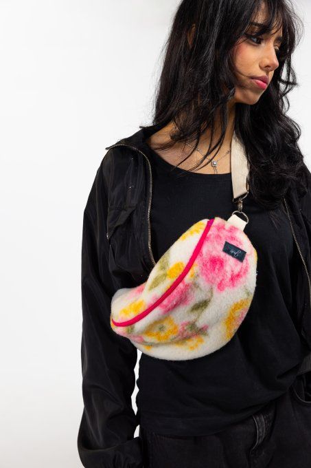 Sac banane couverture fleurs roses
