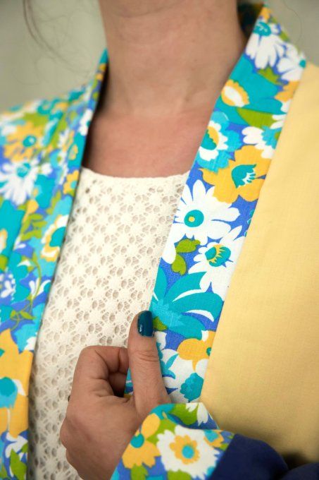 kimono reversible fleuri bleu et jaune