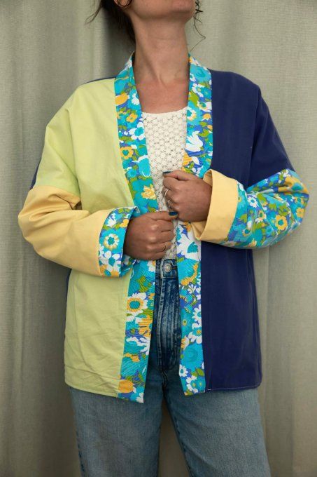 kimono reversible fleuri bleu et jaune