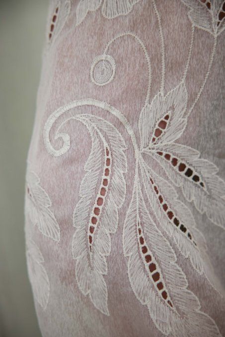 pantalon dentelle blanc grisé feuille