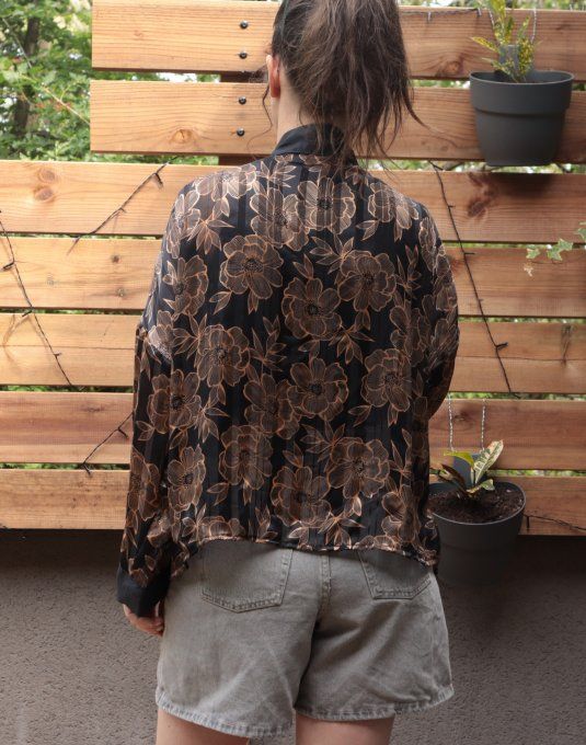 kimono noir et doré