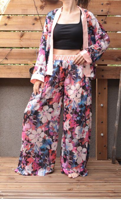 kimono noir et rose