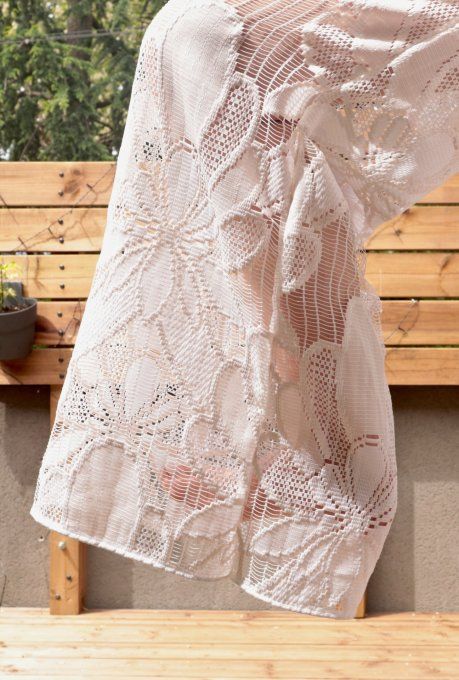 pantalon dentelle grosse fleur