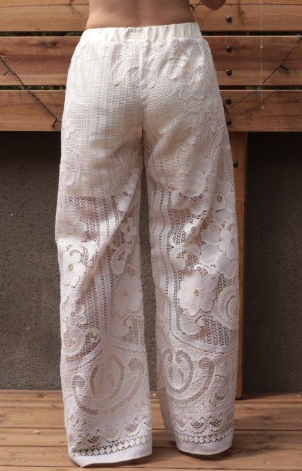 pantalon dentelle crème