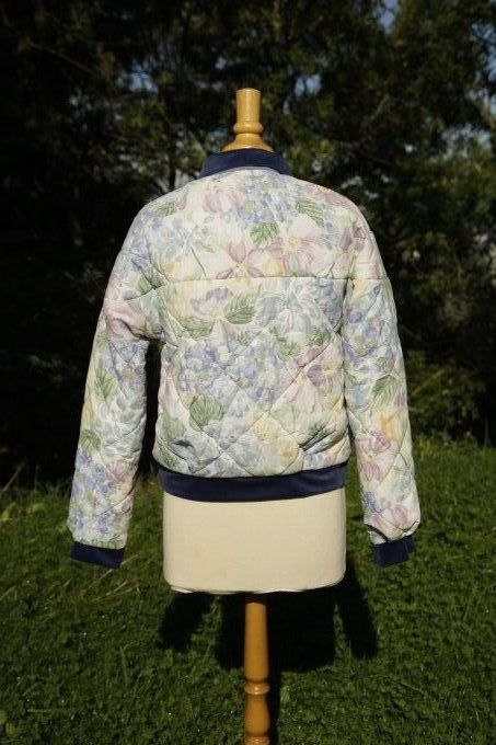 bomber fleuri bleu