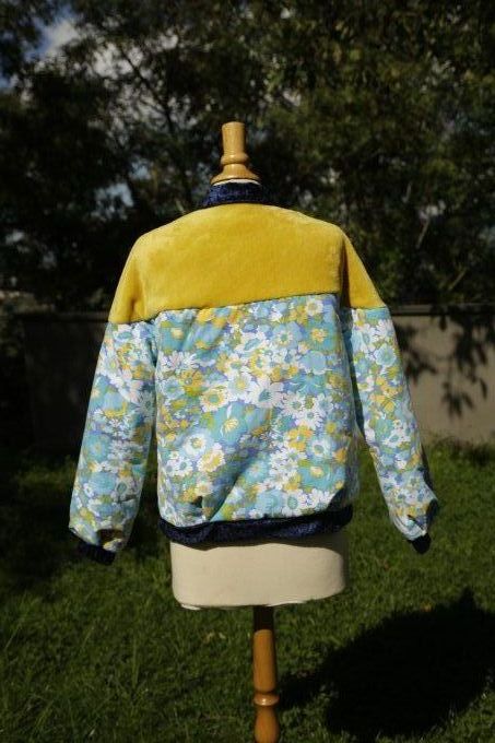 bomber fleuri bleu et jaune